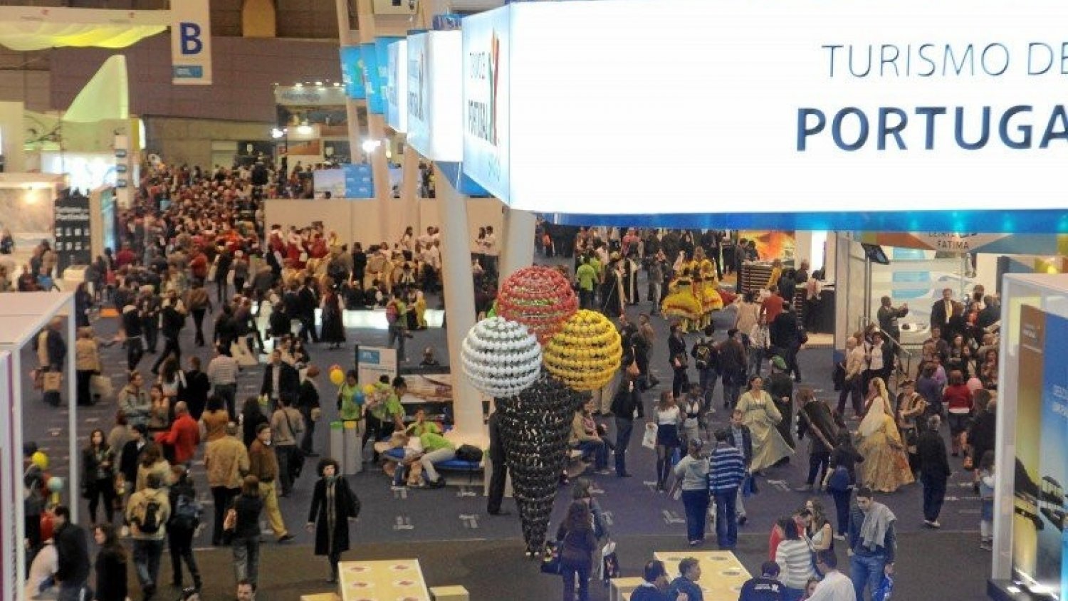 Málaga asiste a la la principal feria turística de Portugal como destino cercano