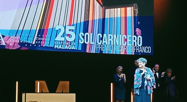 Festival-.La directora de producción Sol Carnicero recibe el premio Rodrigo Franco