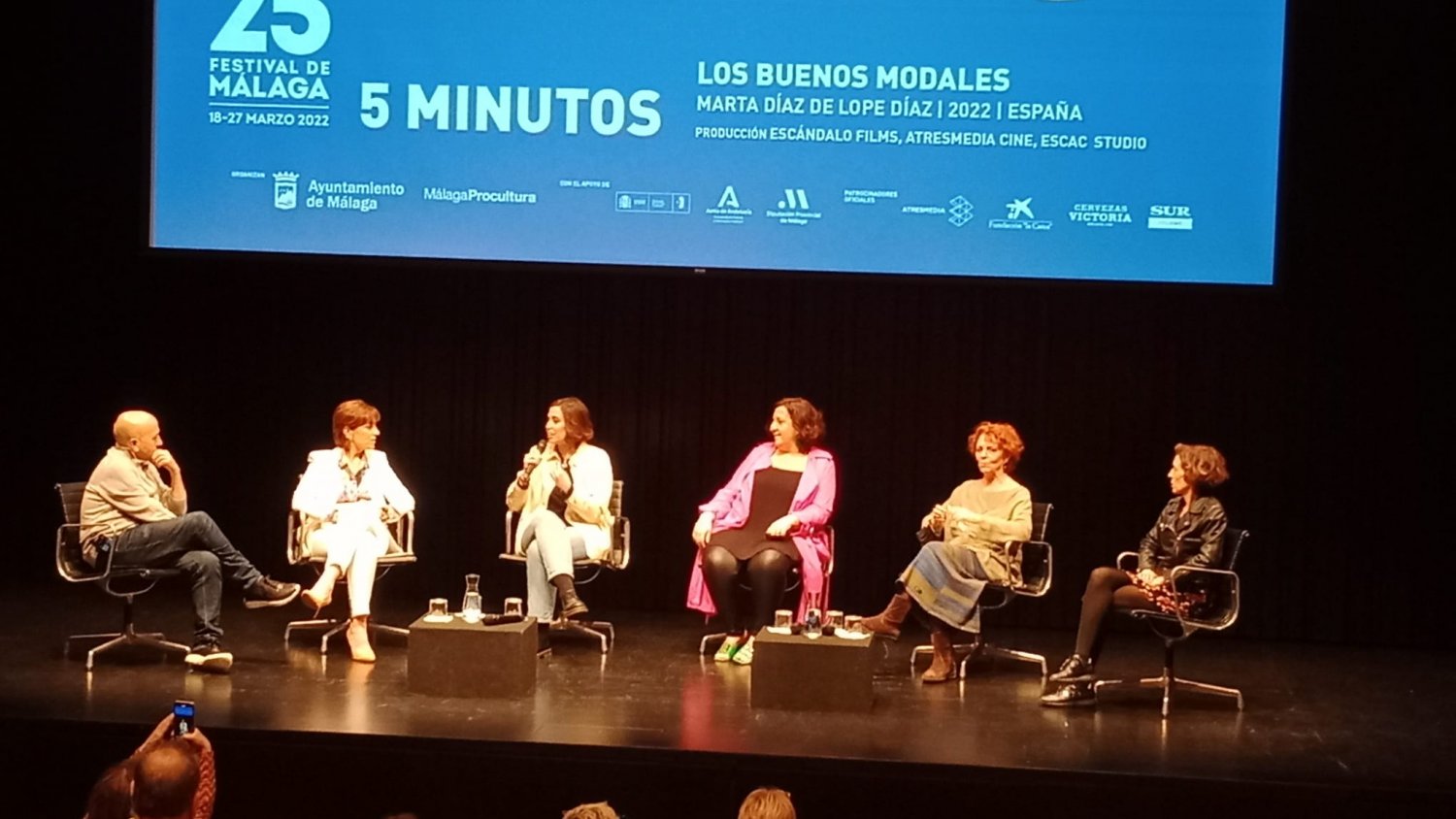 Festival-. ‘Los Buenos Modales’, la comedia que gira en torno al ámbito familiar