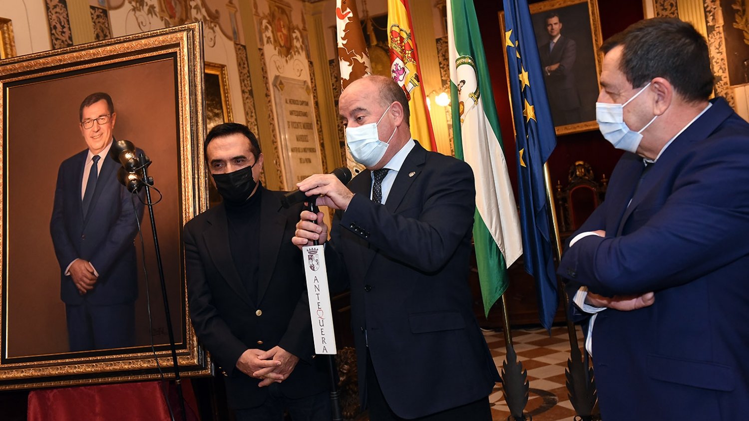 La galería de alcaldes del Ayuntamiento de Antequera acoge el retrato de Ricardo Millán