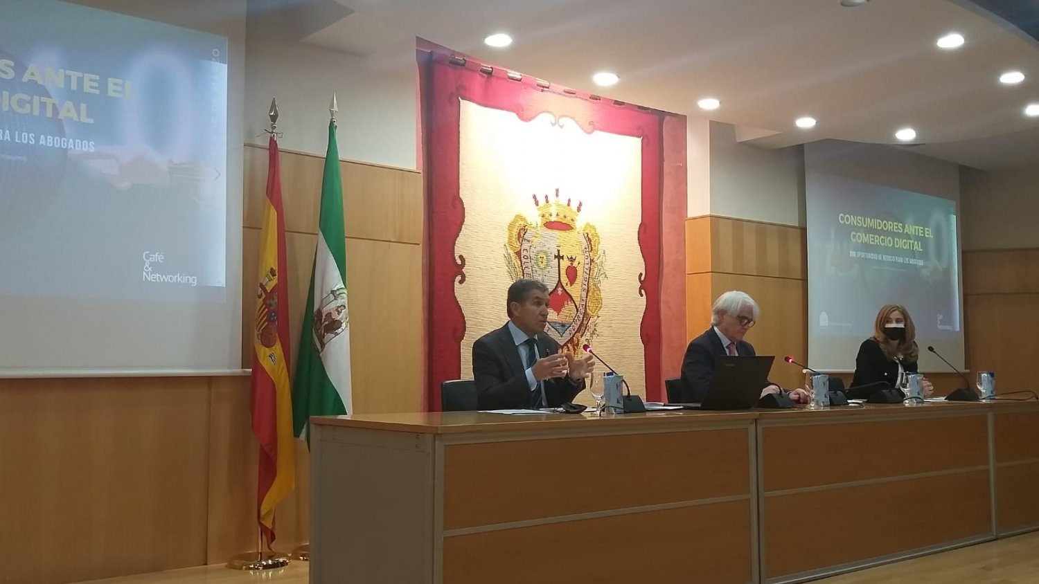 El Colegio de Abogados de Málaga acoge la inauguración de las Jornadas sobre el Derecho de Consumo