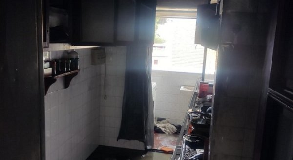 Rescatadas dos personas de un incendio en una vivienda en Antequera