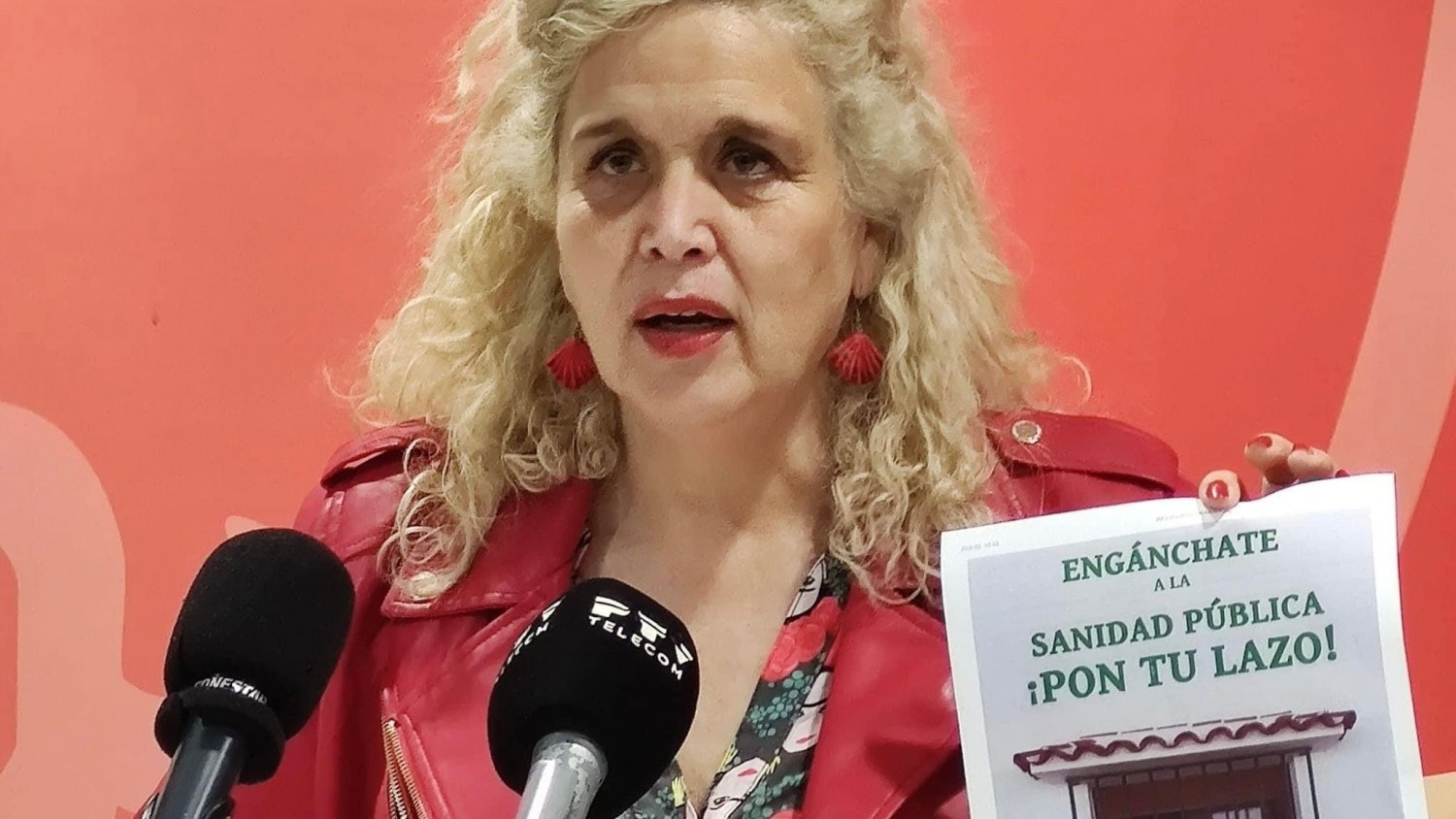 IU Málaga se suma a la campaña ‘Pon un lazo blanco en tu balcón por la sanidad pública’
