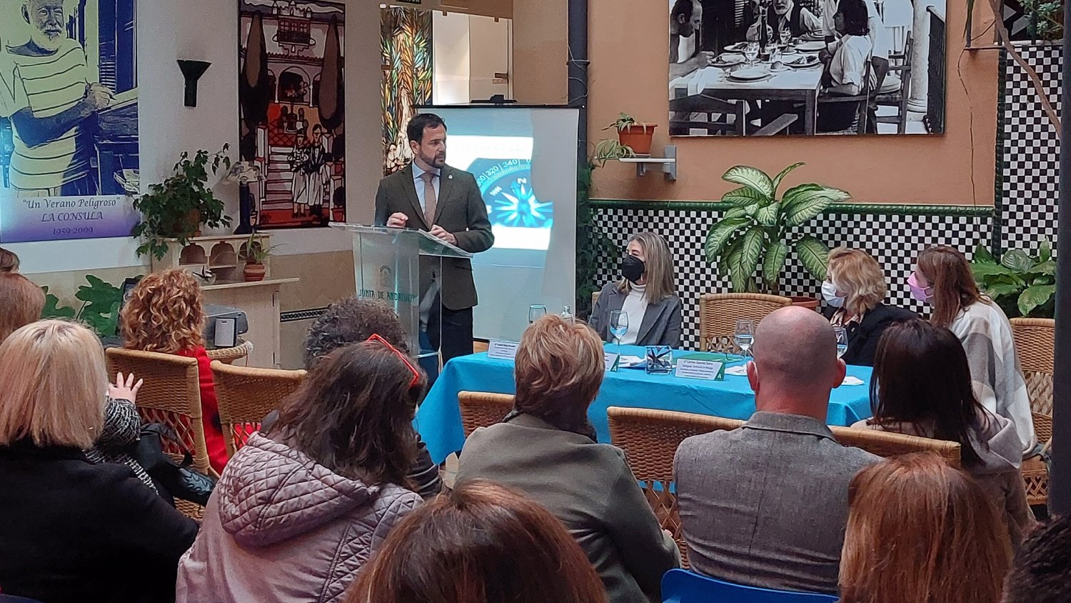 Informática, Hostelería e Idiomas, las necesidades formativas más solicitadas en Málaga
