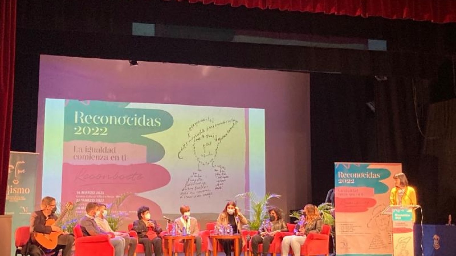 Diputación premia a seis mujeres que impulsan la igualdad de género en la Axarquía