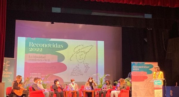 Diputación premia a seis mujeres que impulsan la igualdad de género en la Axarquía