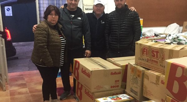 Ojén envía a Ucrania una tonelada de alimentos no pereceros y materiales de primera necesidad
