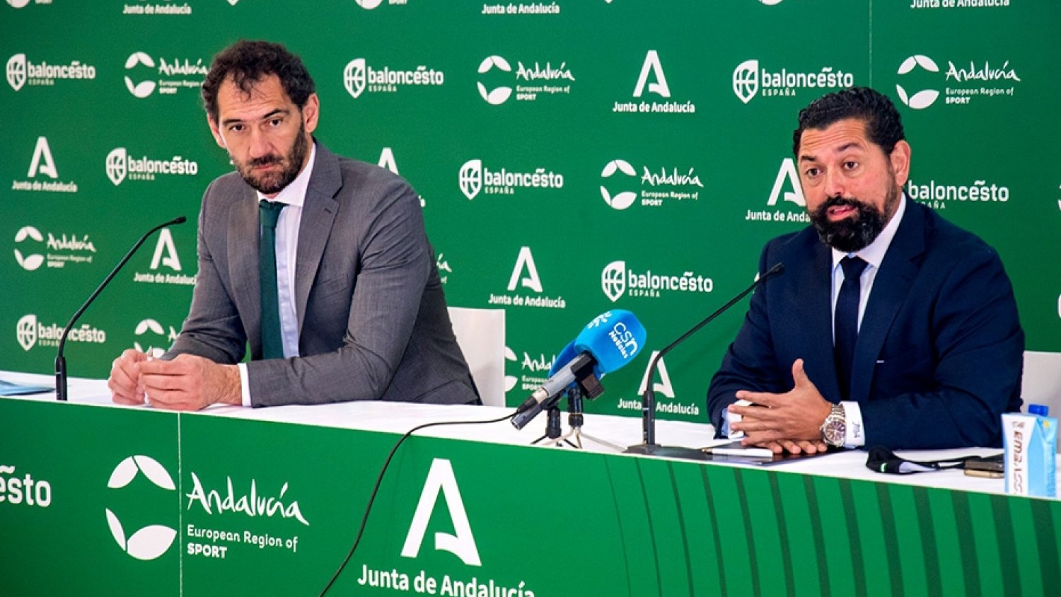 La Junta y la FEB sellan una alianza para que Andalucía sea la casa del baloncesto español