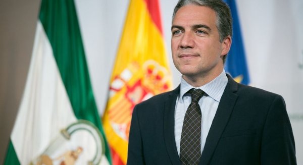 Elías Bendodo responde a las acusaciones del PSOE por el pacto PP-VOX en Castilla y León