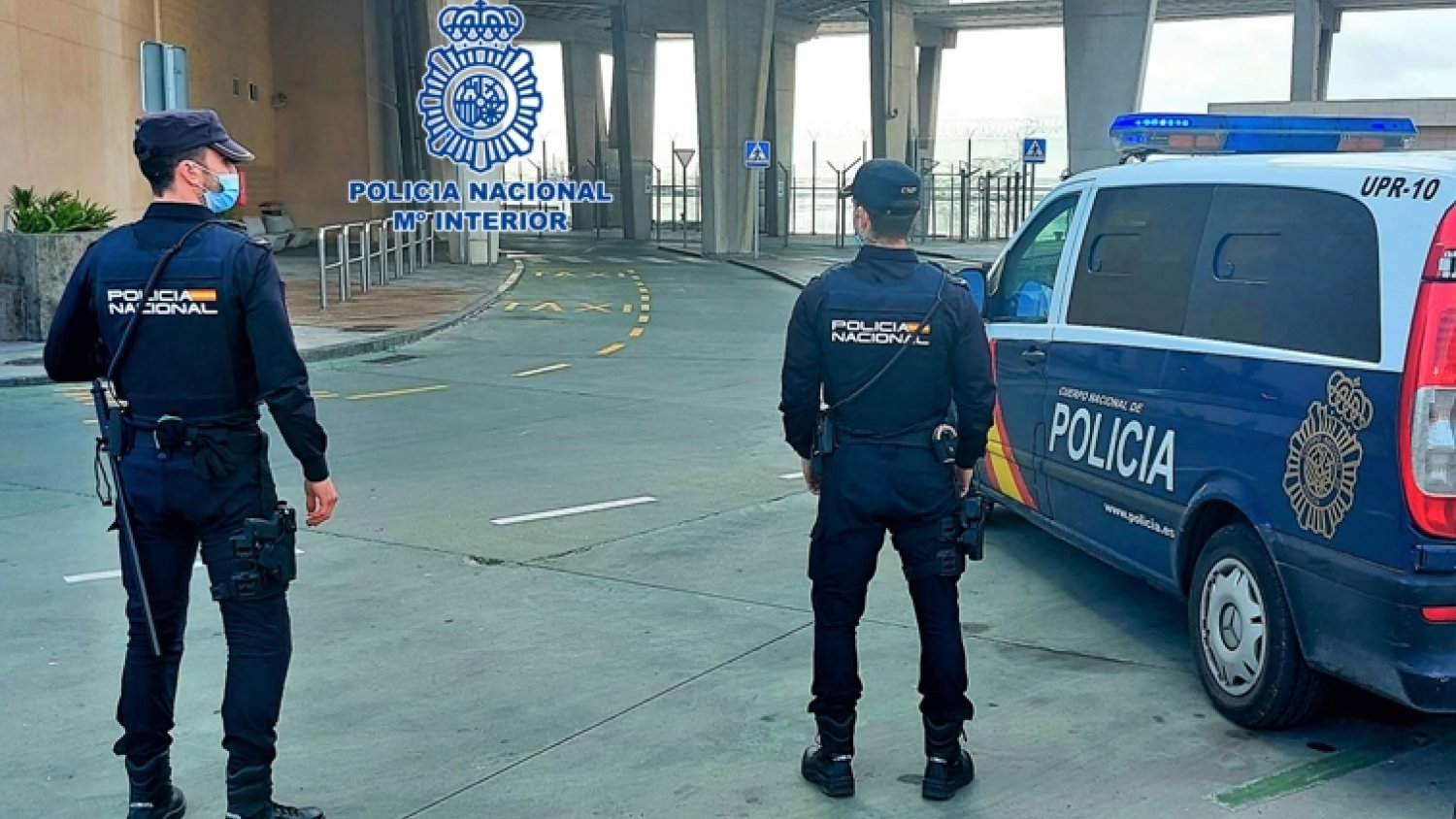 Detenido un joven por transportar marihuana de Málaga a Melilla