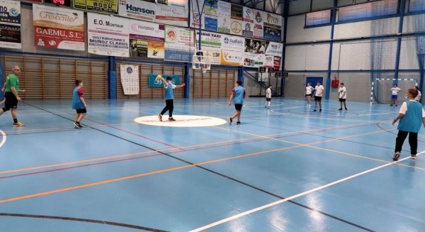 Estepona y la Fundación 24 Horas Deportivas reanudan las ligas de los Juegos Escolares