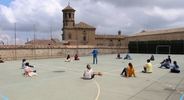 La UNIA celebra la IV edición del curso formativo 'Guías caninos en Intervención asistida con perro'