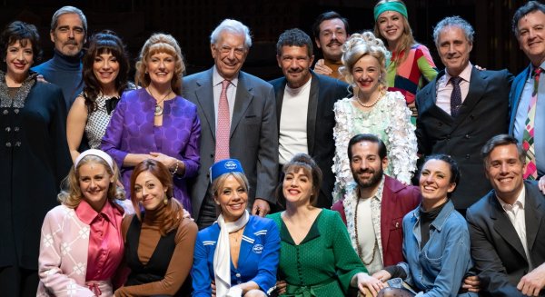 Andrew Lloyd Webber y Mario Vargas Llosa visitan el Teatro del Soho CaixaBank