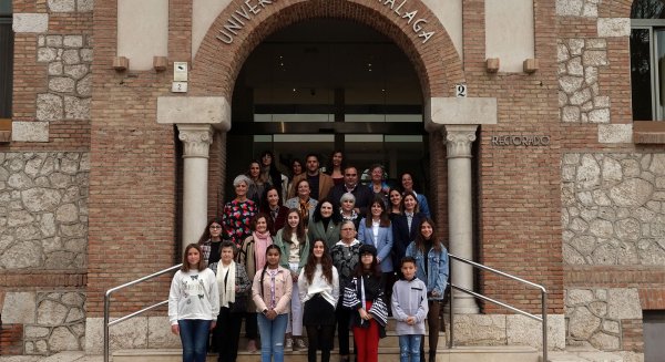 UMA.- El Rectorado acoge la entrega de premios del I Certamen de Dibujo 'Mi mujer rural referente'