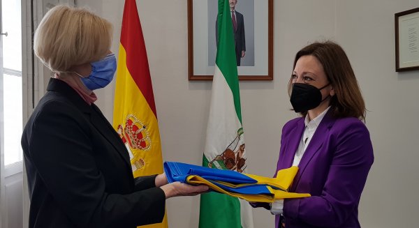 La Junta muestra en Málaga el apoyo a Ucrania para facilitar la acogida de los refugiados