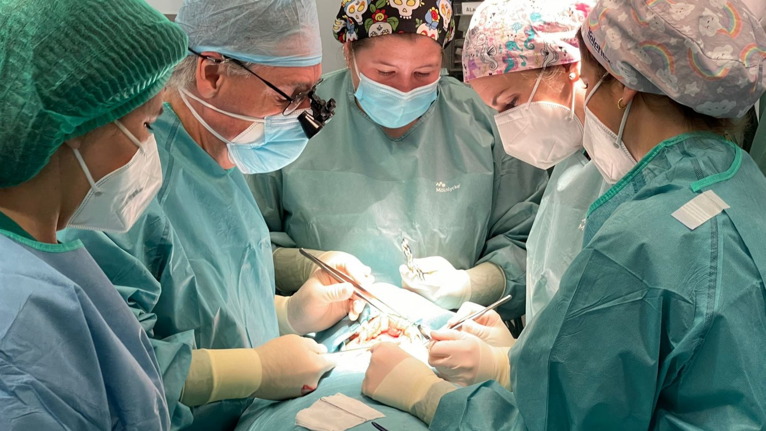 El Hospital Clínico de Málaga es referente nacional en Cirugía Endocrina y Metabólica