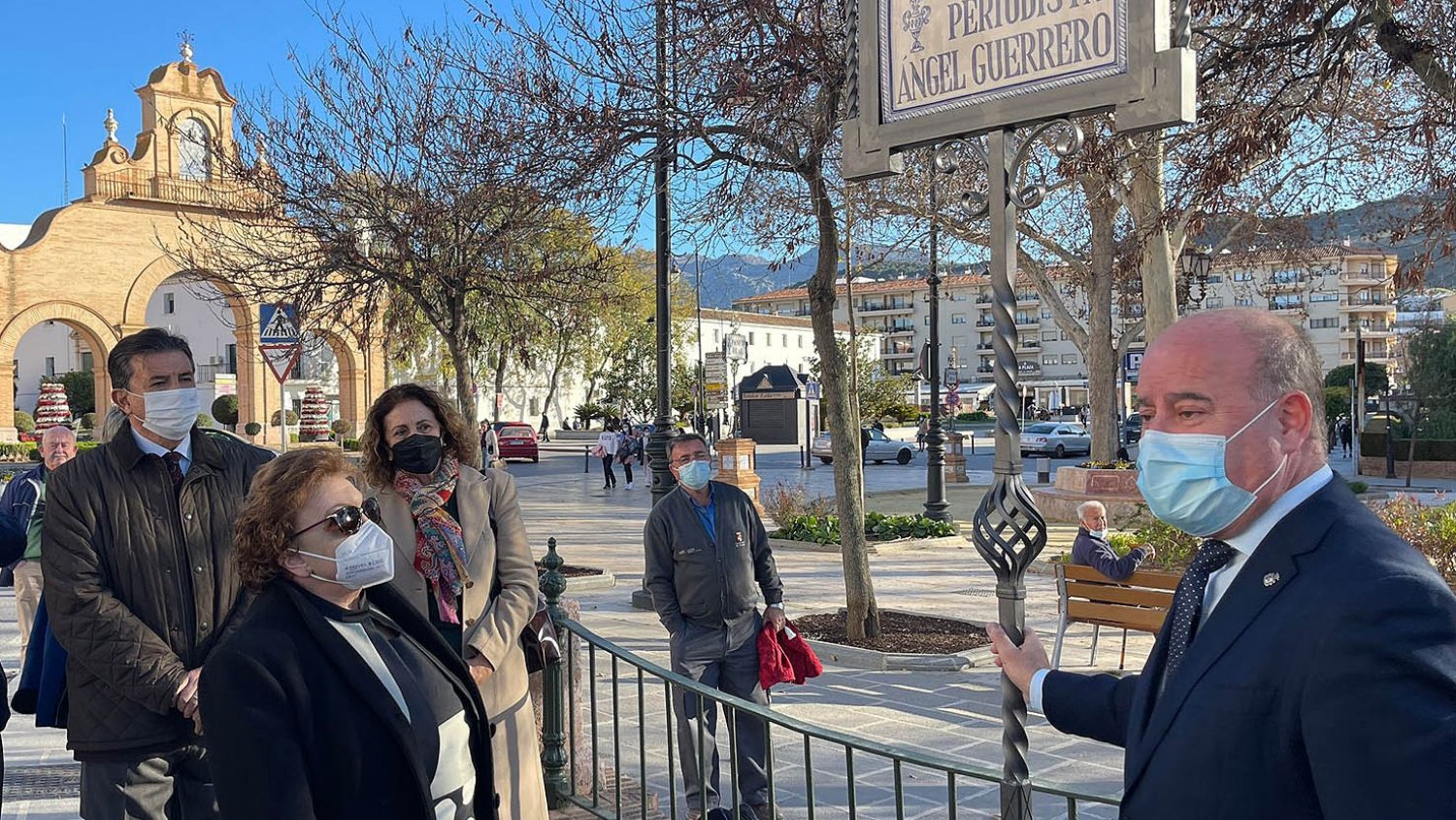El periodista antequerano Ángel Guerrero da nombre al entorno de la Plaza de Toros