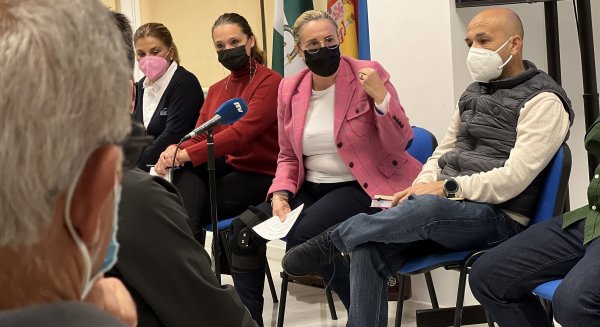 Fuengirola impulsa la participación de colectivos bolicheros en la vida de la barriada