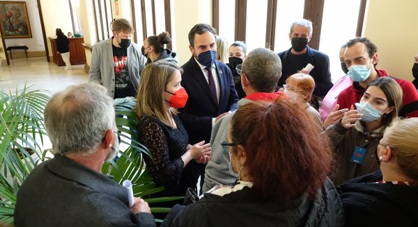 PSOE critica al equipo de gobierno por permitir la fuga de malagueños de los barrios