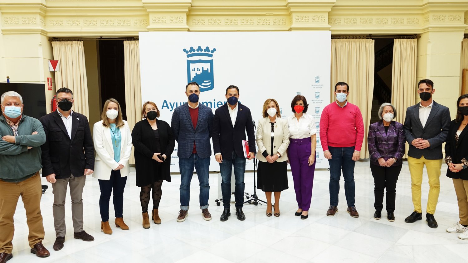 Pérez pide que los fondos de recuperación se destinen a acabar con la desigualdad en los barrios de Málaga