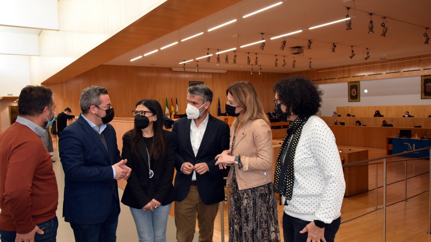 PSOE acusa al PP en Diputación de estar más preocupado en su guerra interna que de los malagueños