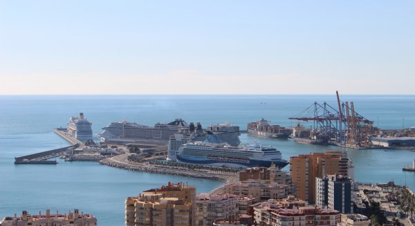 La Junta contacta con las principales navieras para avanzar en la reactivación de los cruceros