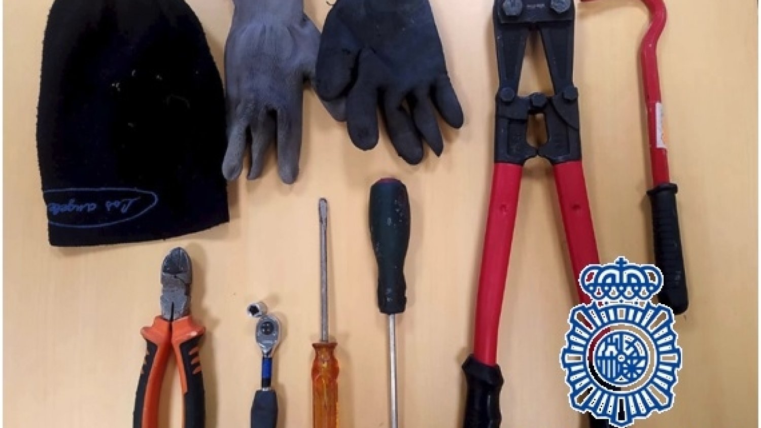 Detenidos dos hombres por 11 robos en naves industriales en Málaga