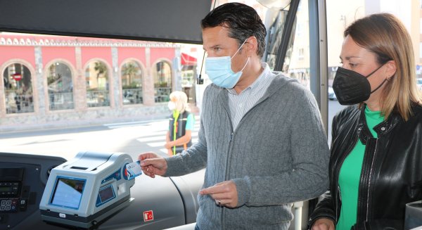 Torrox anuncia el servicio de autobuses gratuito para los residentes
