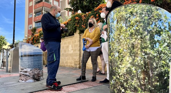 Fuengirola implementa sensores en los contenedores para convertirlos en islas ecológicas inteligentes