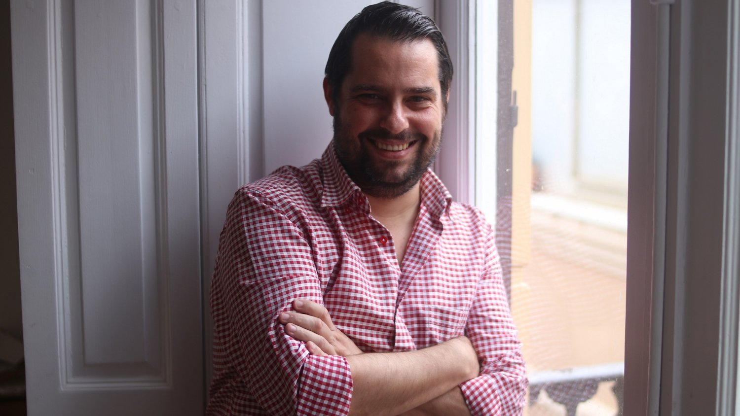La Fundación Rafael Pérez Estrada reúne a José Antonio Sau y a José María de Loma en un encuentro literario