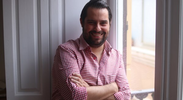 La Fundación Rafael Pérez Estrada reúne a José Antonio Sau y a José María de Loma en un encuentro literario