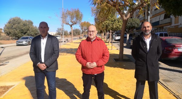 Vélez-Málaga finaliza los trabajos de remodelación de los jardines de la calle Puerta Nueva