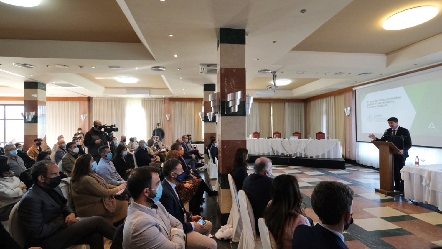 Marín apuesta por llevar la “transformación digital” a los ayuntamientos y pone a su disposición Cep@l