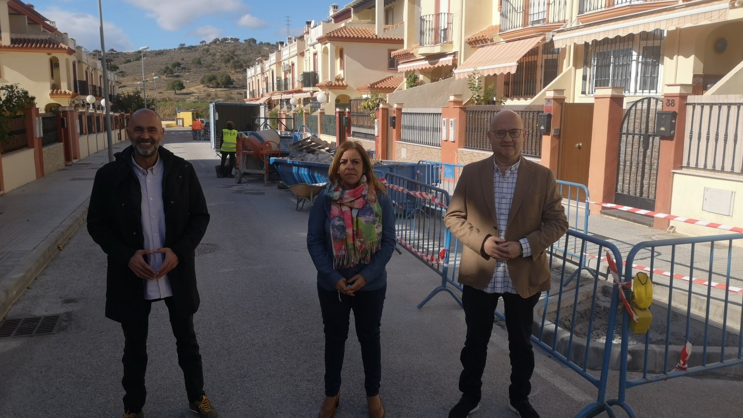 Infraestructuras inicia las obras de mejora en calle Los Pinos de Almayate