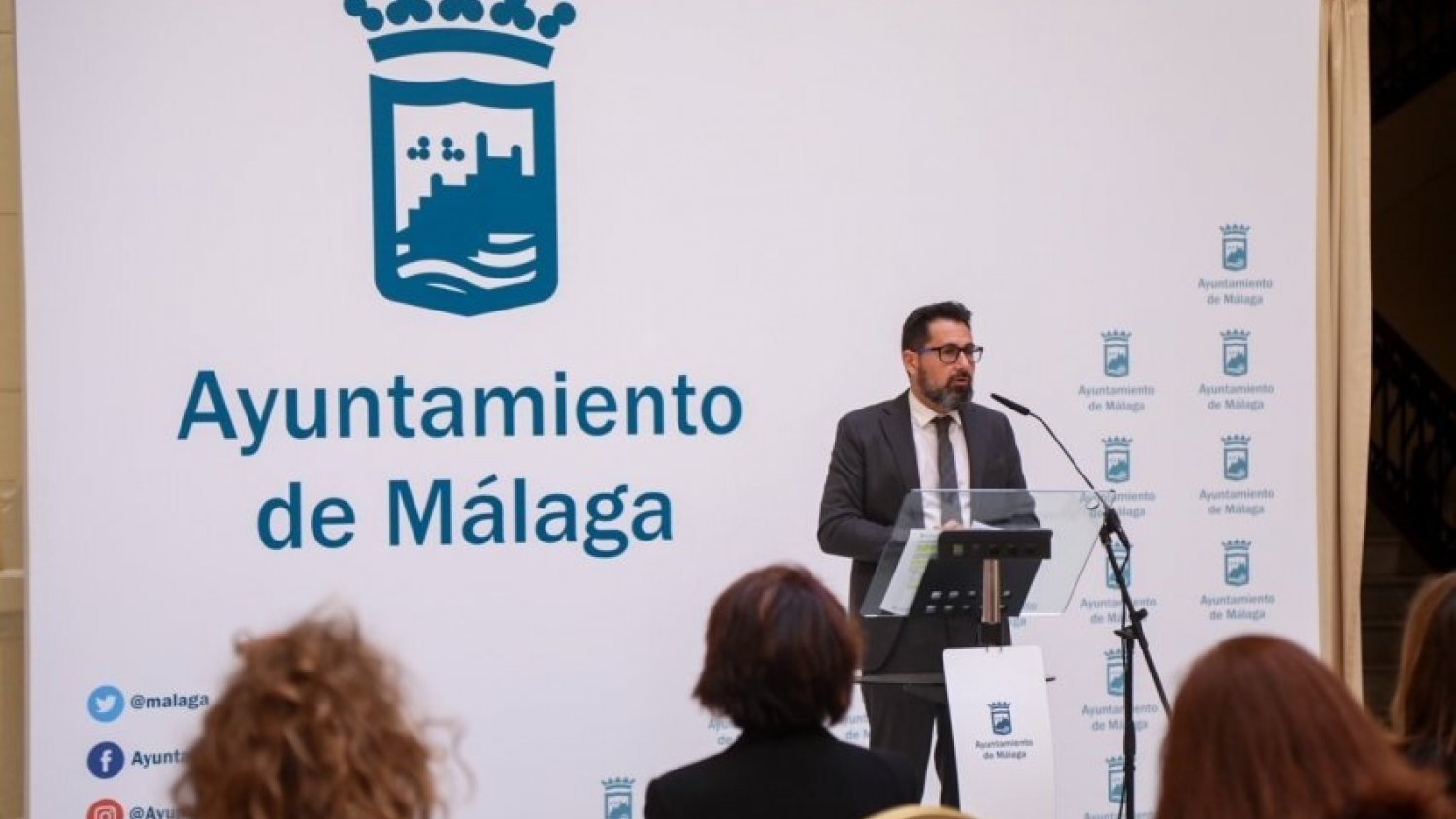 El Ayuntamiento de Málaga presenta los cursos del Aula Municipal de Apoyo a la Familia