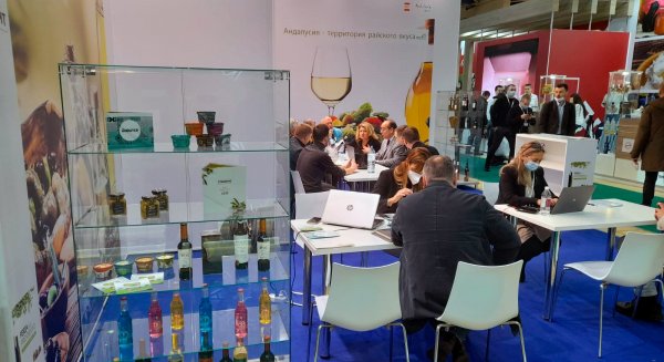 Extenda detecta oportunidades para el aceite y vino andaluz en Rusia