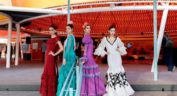 La moda flamenca viaja a la Exposición Universal Dubái para exhibir su artesanía, lujo y creatividad