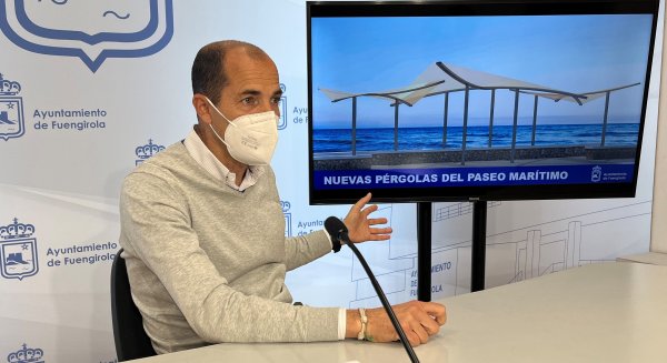 Fuengirola renueva todas las pérgolas del Paseo Marítimo para crear zonas de sombra