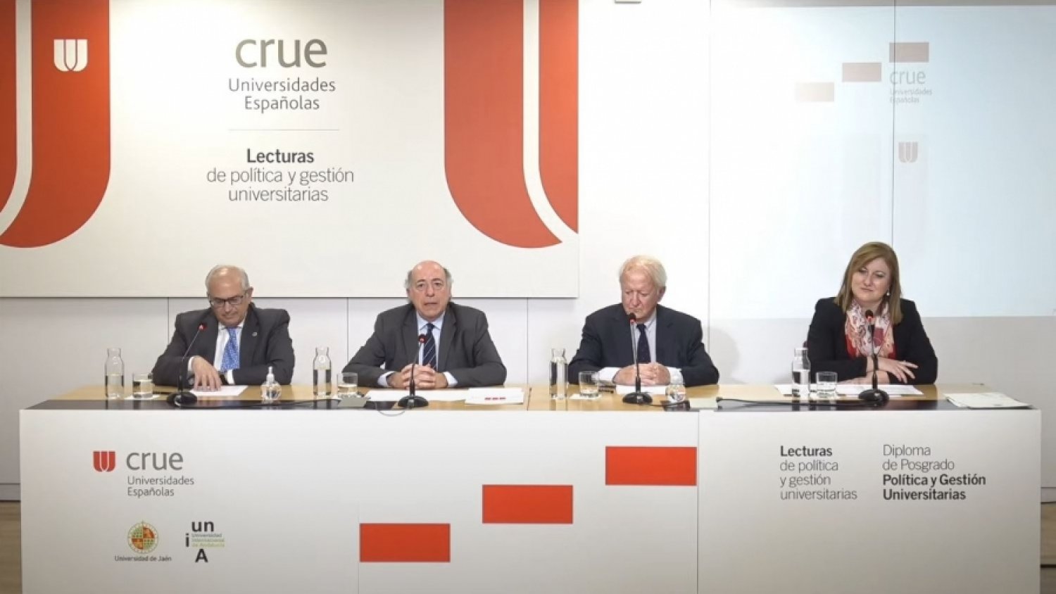 Crue Universidades presenta el libro 'Lecturas de política y gestión universitarias'