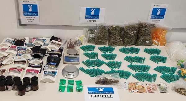La Policía Local de Fuengirola interviene más de un kilo de marihuana y estupefacientes de un club social