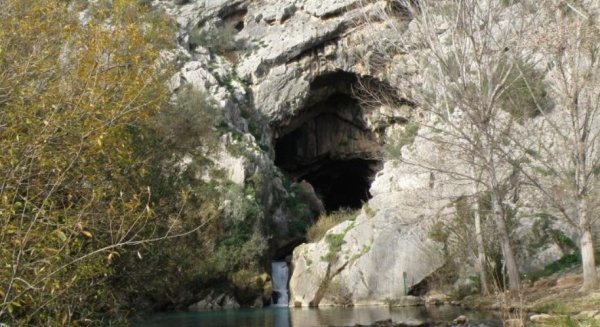 Diputación financia la construcción de un nuevo puente para acceder a la Cueva del Gato