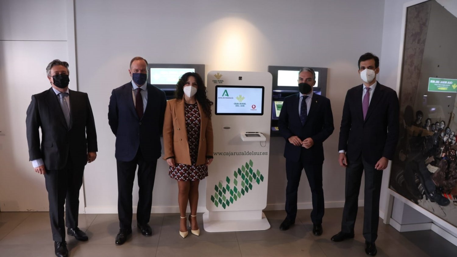 Caja Rural del Sur, Vodafone y la Junta colaboran para lanzar una solución tecnológica en zonas rurales