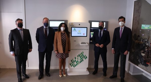 Caja Rural del Sur, Vodafone y la Junta colaboran para lanzar una solución tecnológica en zonas rurales