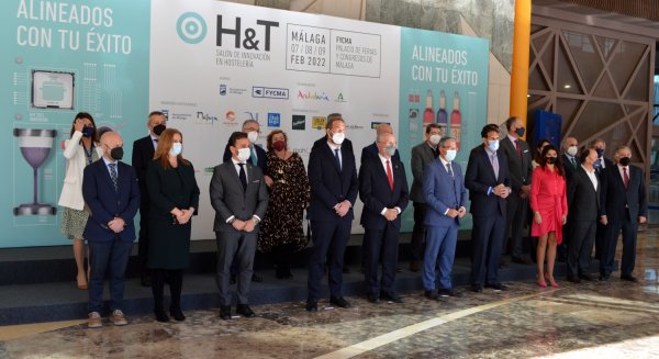 La Junta garantiza a la hostelería su respaldo a la modernización del sector y su reactivación