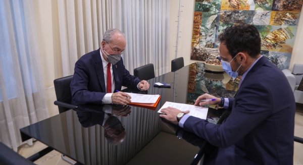 Ayuntamiento y Mahos renuevan su colaboración para la promocionar la ciudad