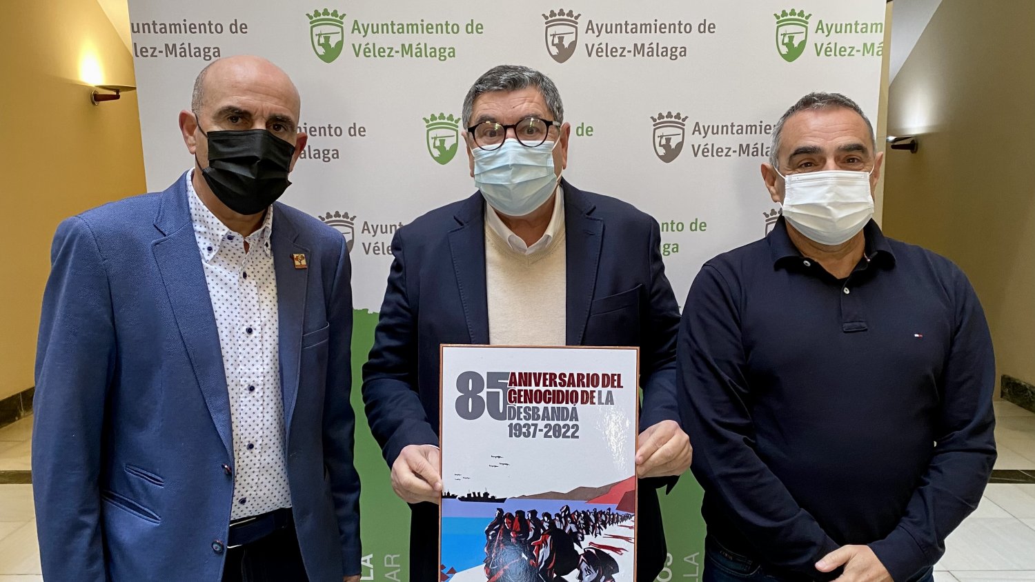 Vélez-Málaga recuerda a las víctimas y supervivientes en el 85º aniversario de 'La Desbandá'