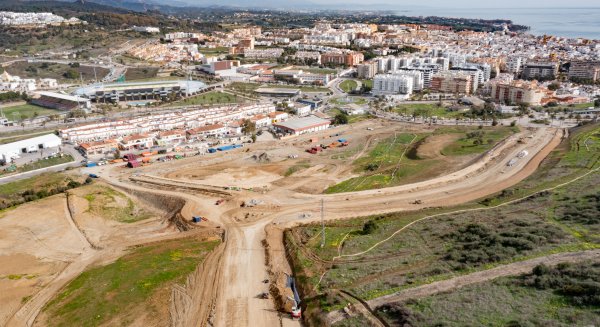 Estepona ejecuta al 40% las obras para urbanizar al sector Camino de Las Mesas