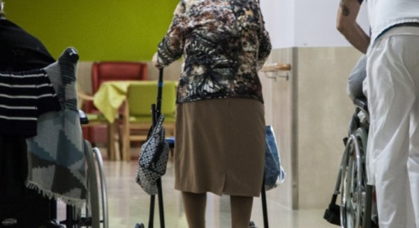 Málaga reduce la lista de espera un 51% y cierra 2021 con 40.741 beneficiarios de la dependencia