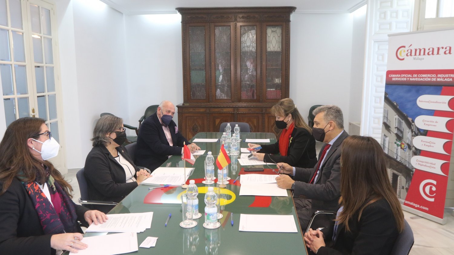 La Cámara de Comercio mantiene un encuentro con la embajadora de Canadá en España