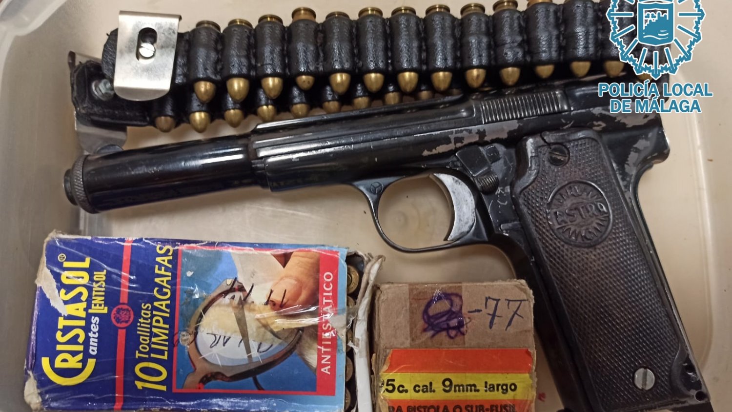 Detenido un hombre por tenencia ilegal de una pistola y amenazar a familiares